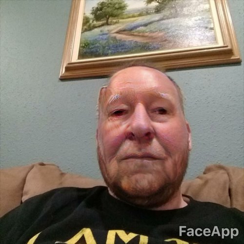 FaceApp_1492306279293.jpg