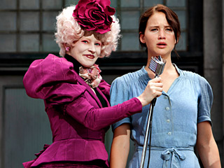 hunger-games-effie-katniss_320.jpeg