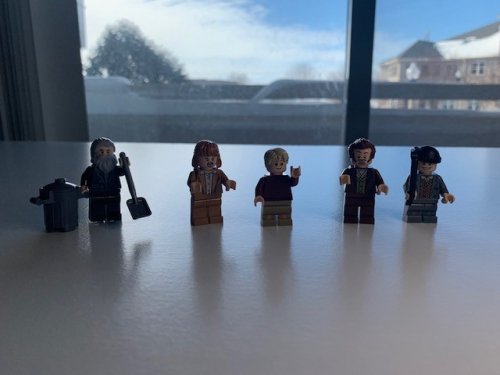 minifigures.jpg